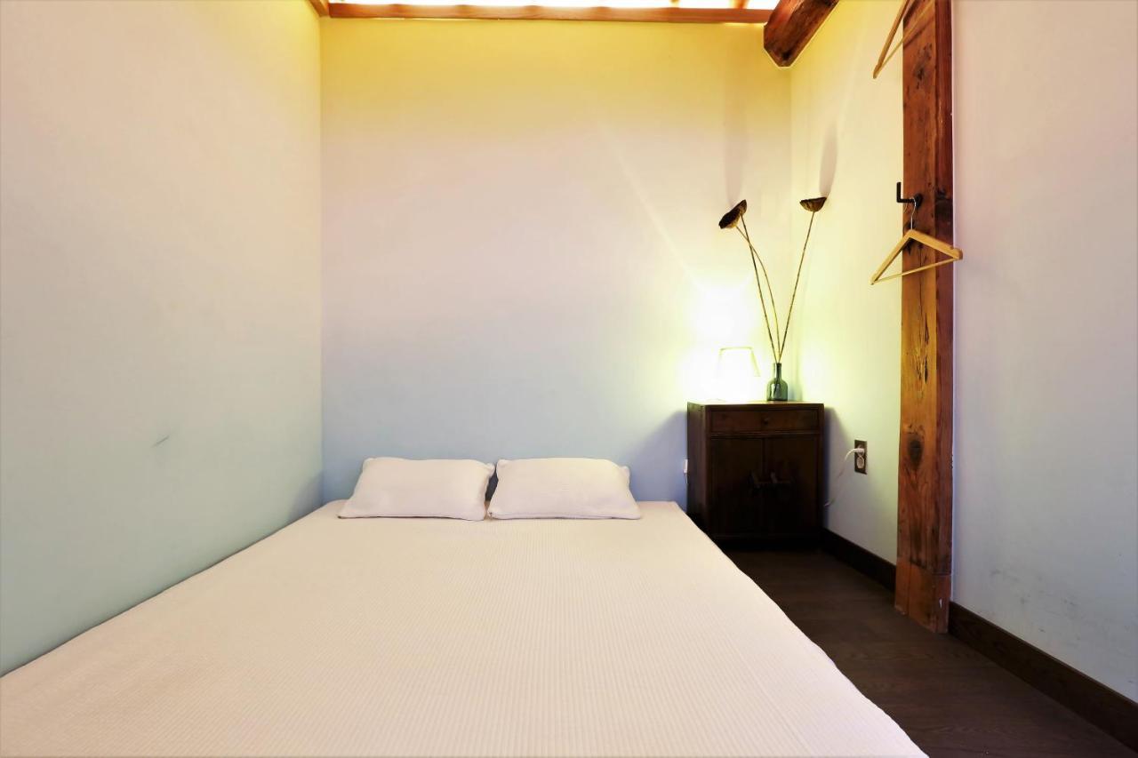 'Hanok Hanok' Boutique Stay Seoul - 2Min From Gyeongbokgung Palace Station Exterior photo